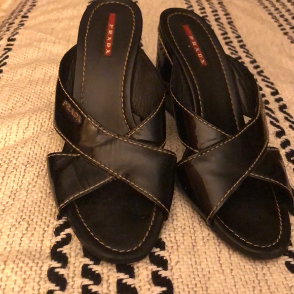 Authentic Prada sandals. - Picture 4 of 7